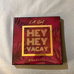L.A. Girls eyeshadow palette